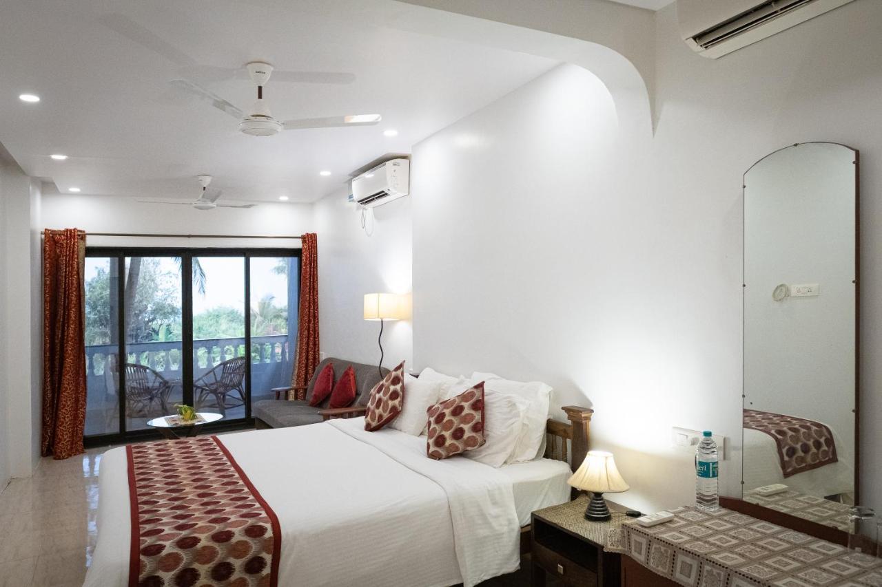 Shanu'S Seaside Inn - A Family-Run Guesthouse Just 100 Metres From Candolim Beach 외부 사진
