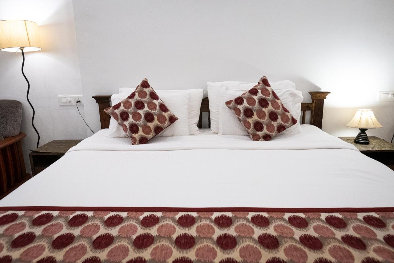 Shanu'S Seaside Inn - A Family-Run Guesthouse Just 100 Metres From Candolim Beach 외부 사진