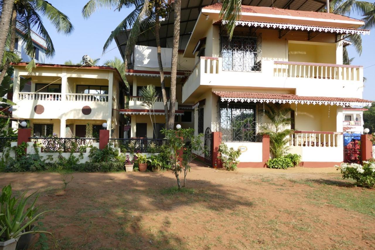 Shanu'S Seaside Inn - A Guesthouse, 100 Metres To Candolim Beach 외부 사진