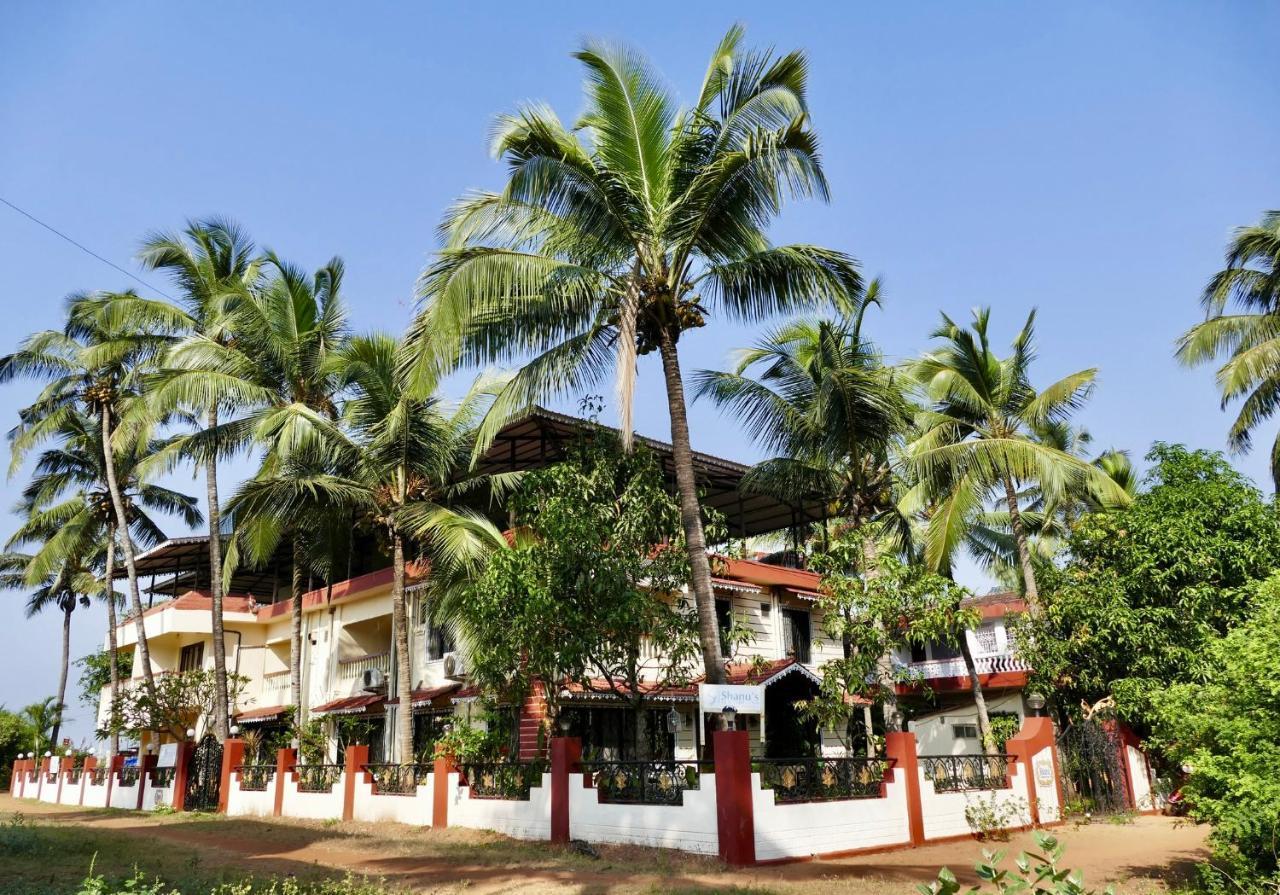Shanu'S Seaside Inn - A Family-Run Guesthouse Just 100 Metres From Candolim Beach 외부 사진