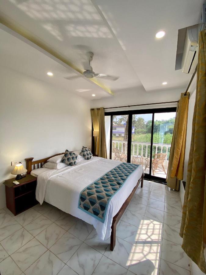 Shanu'S Seaside Inn - A Family-Run Guesthouse Just 100 Metres From Candolim Beach 외부 사진