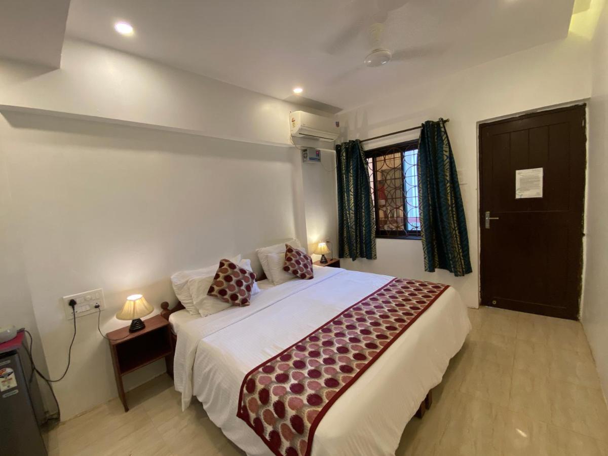 Shanu'S Seaside Inn - A Family-Run Guesthouse Just 100 Metres From Candolim Beach 외부 사진